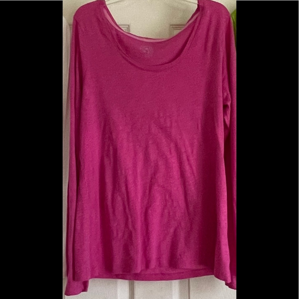 Red Camel long sleeve pullover shirt.